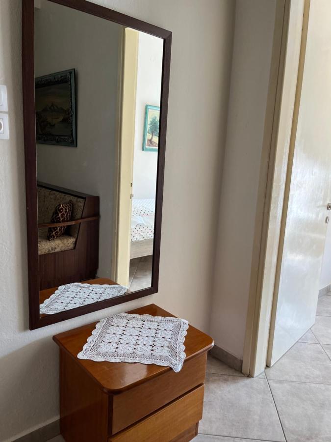 Xronis Apartments 尼亚米卡尼奥纳 外观 照片